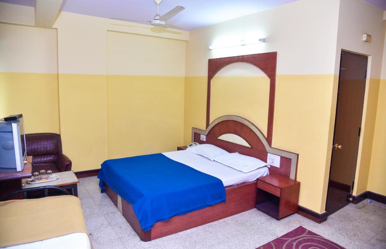 S S Residency Sr Nagar Kanteerava Stadium Mallya Hospital Vfs Global Tech Park Bangalore Hotel Exterior foto