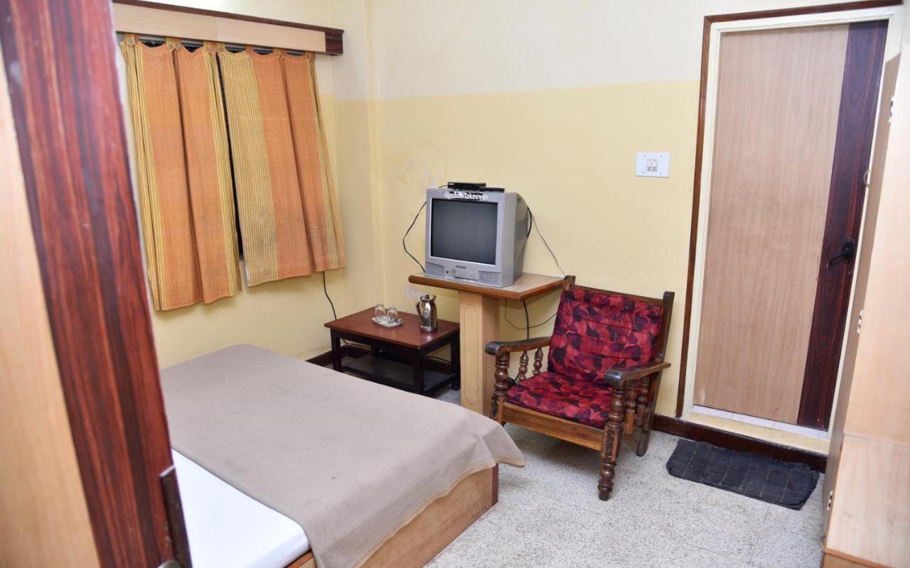 S S Residency Sr Nagar Kanteerava Stadium Mallya Hospital Vfs Global Tech Park Bangalore Hotel Exterior foto
